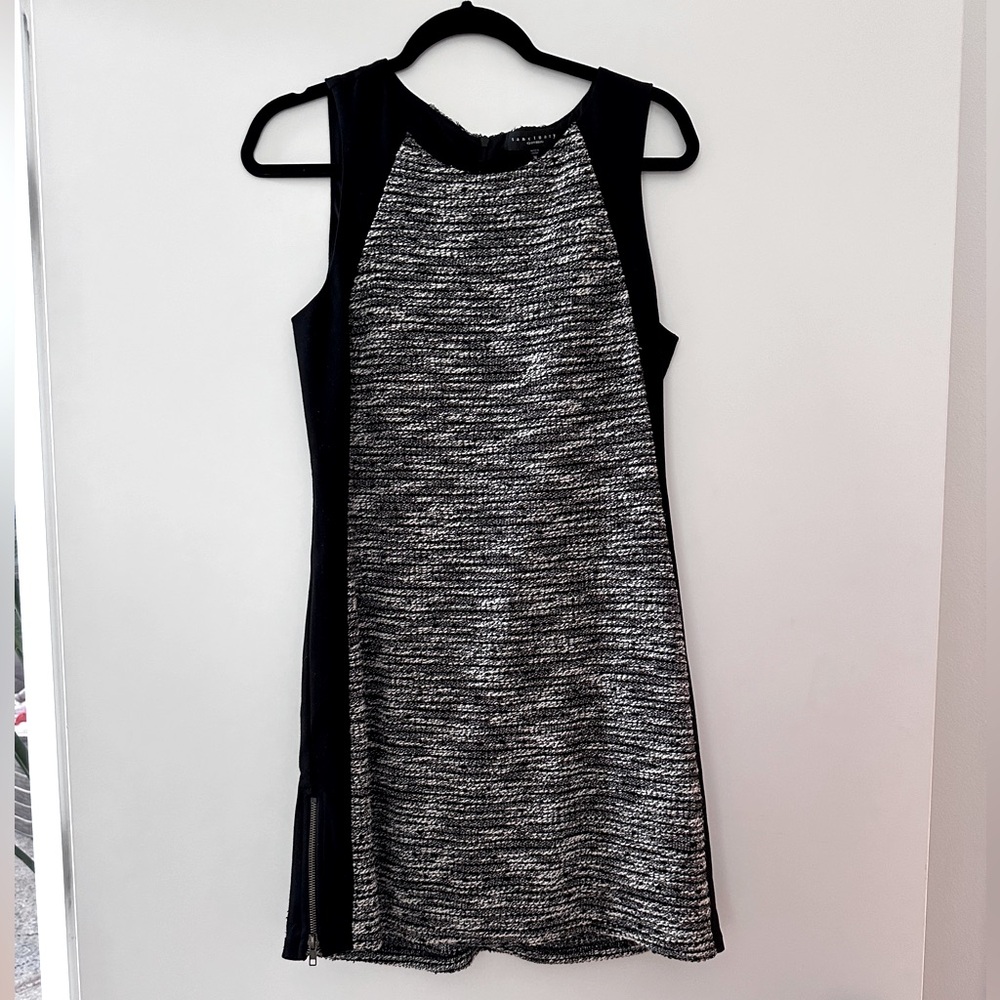 Sanctuary tweed mini dress with cute side zipper detail. Size medium